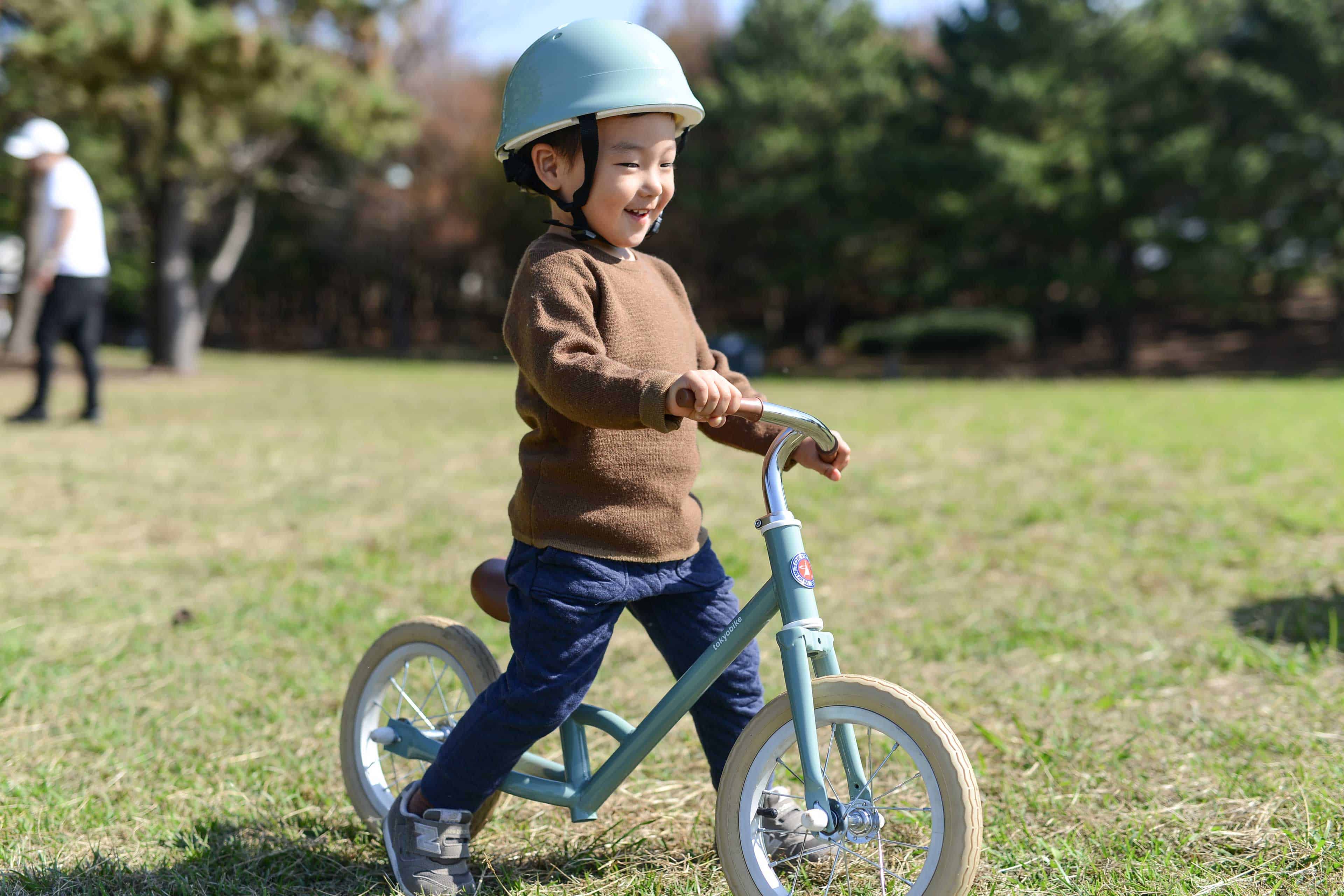tokyobike paddle：2歳からのキックバイク。お子様の初めての乗り物に。