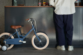 マット塗装のおしゃれな16インチ子供用自転車